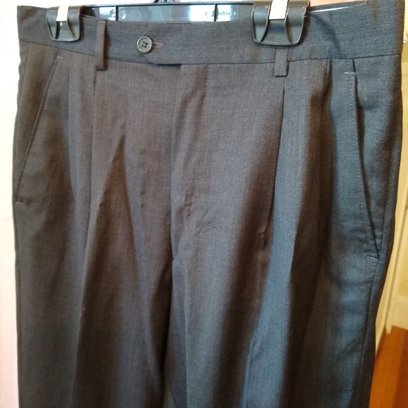 Nino Cardi Italian Men's Suit